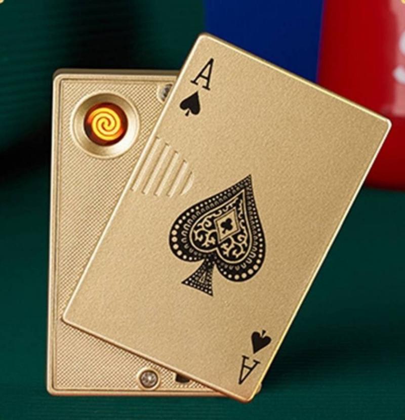 Bật lửa hình lá bài kim loại