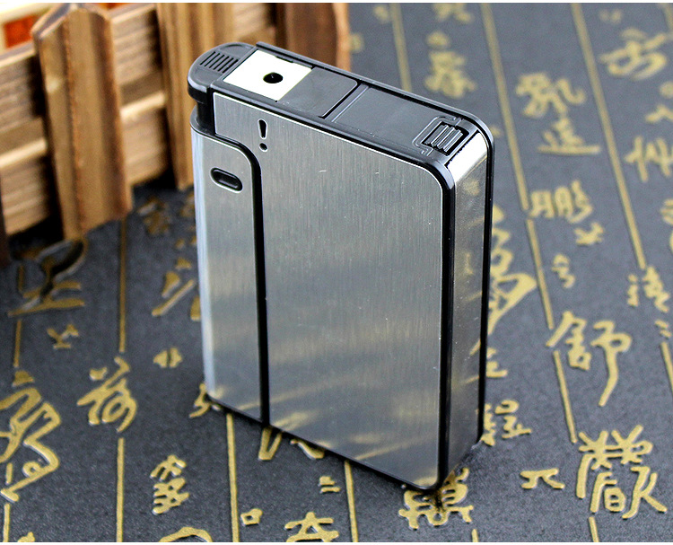 Bật lửa kiêm bao đựng thuốc Focus